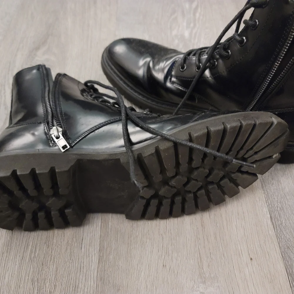 Boot for men - Picture 8 of 9